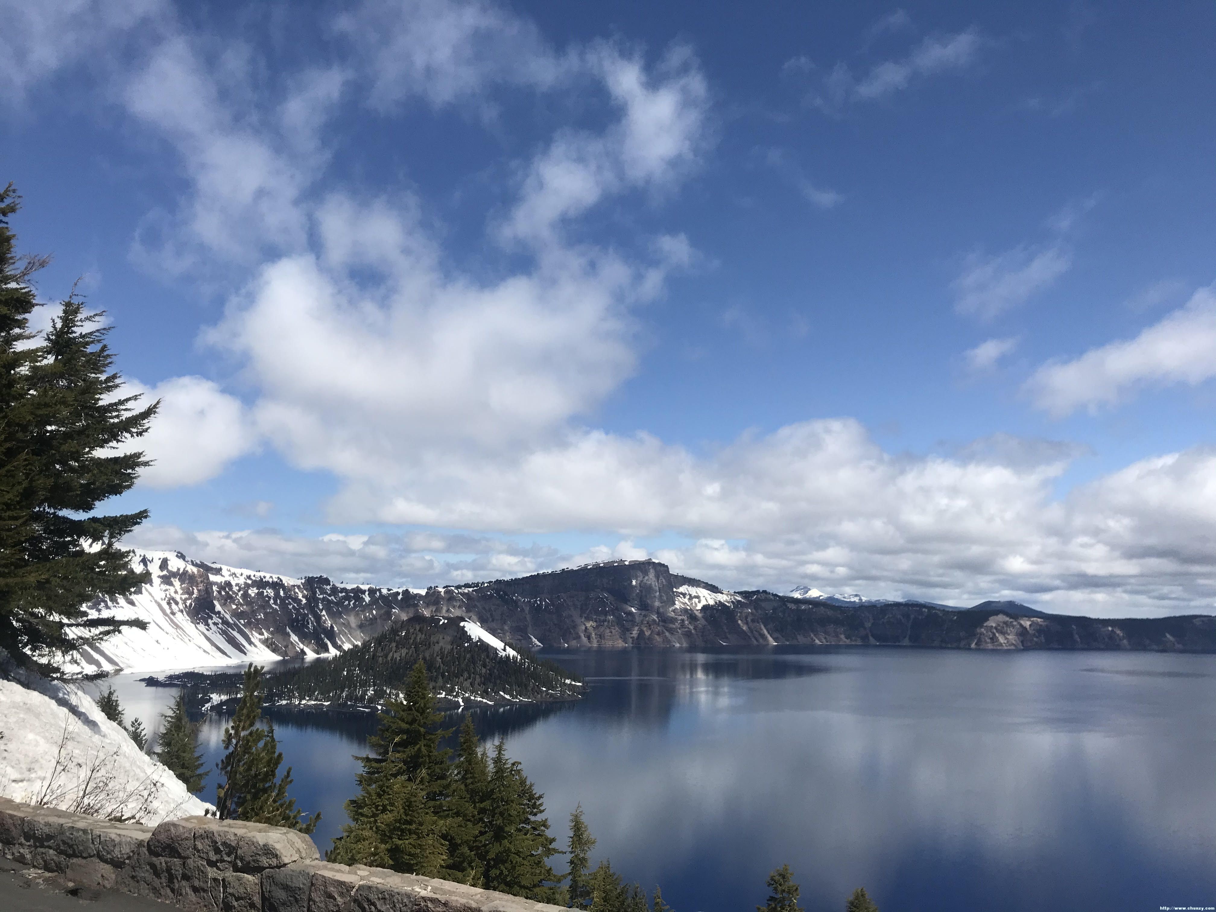 Crater Lake 2.jpg